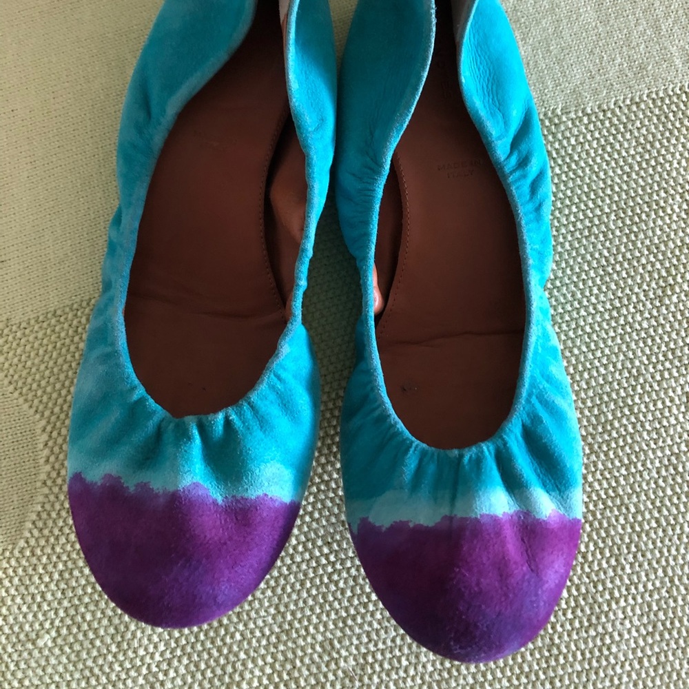 Italian . Never used . So soft and comfortable !